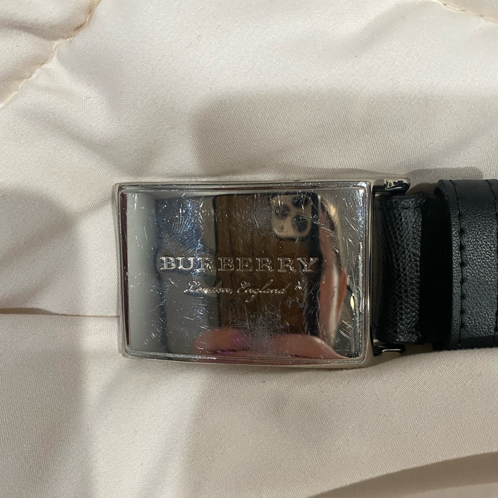 Burberry mens belt